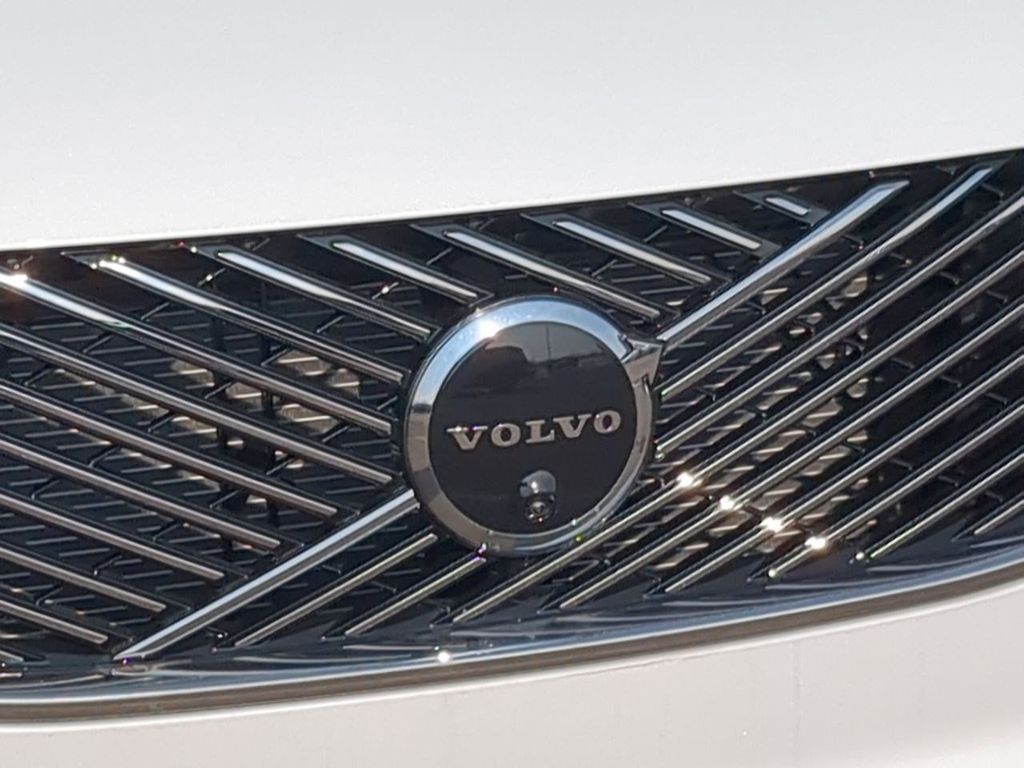 Thumbnail: 2026 Volvo XC90 - 7