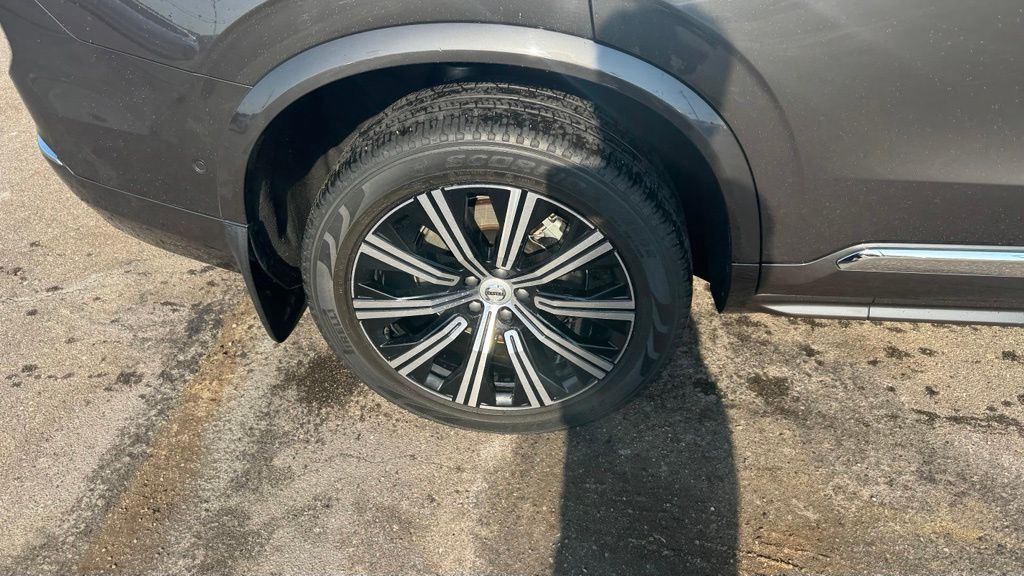 Thumbnail: 2024 Volvo XC90 - 16