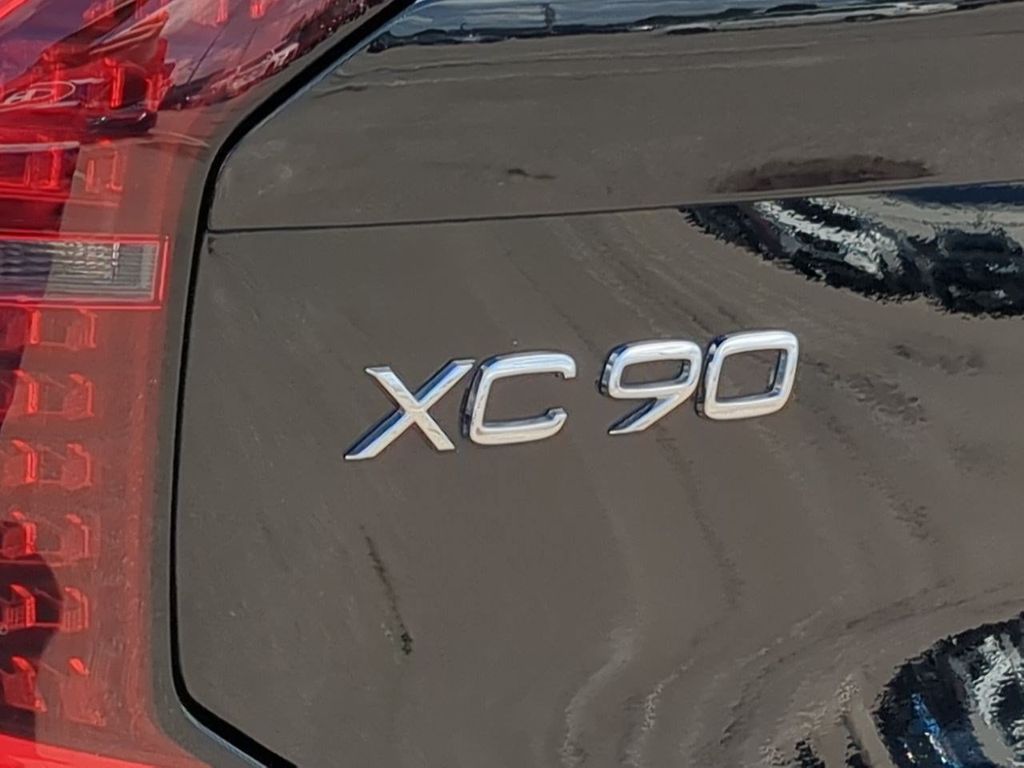 Thumbnail: 2026 Volvo XC90 - 22