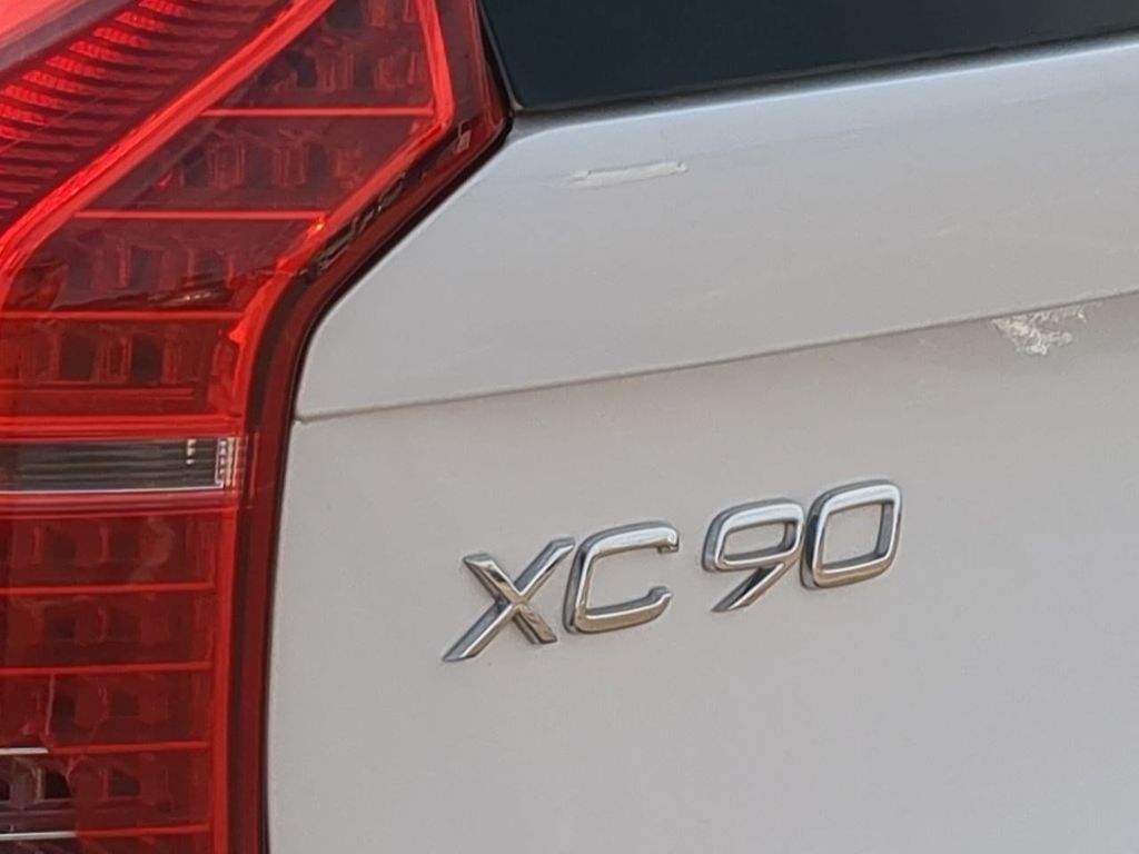 Thumbnail: 2024 Volvo XC90 - 24