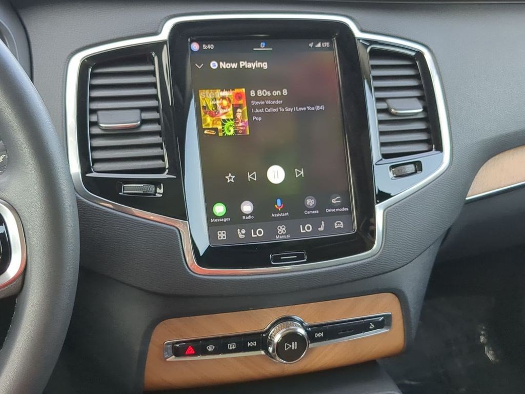 Thumbnail: 2024 Volvo XC90 - 15