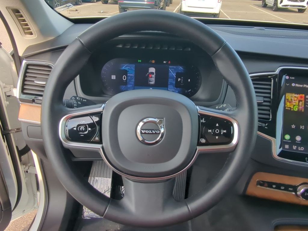 Thumbnail: 2024 Volvo XC90 - 14