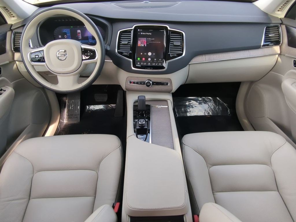 Thumbnail: 2024 Volvo XC90 - 9