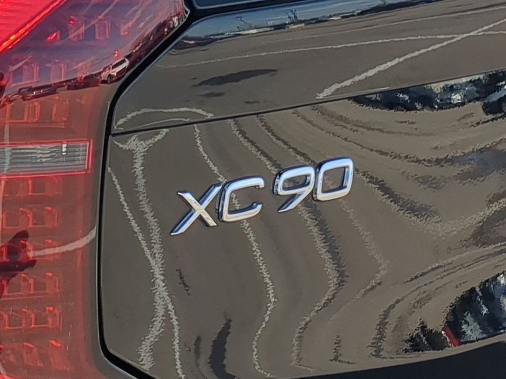 Thumbnail: 2026 Volvo XC90 - 22