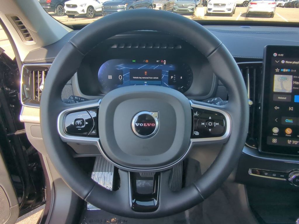 Thumbnail: 2026 Volvo XC90 - 13