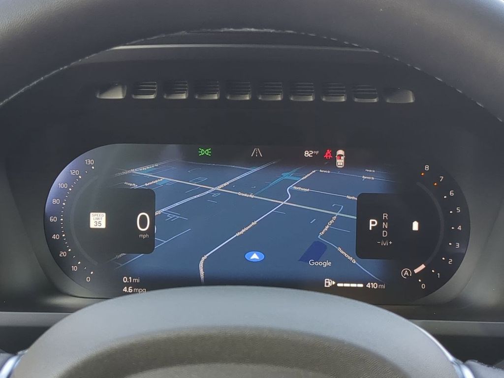 Thumbnail: 2026 Volvo XC90 - 32