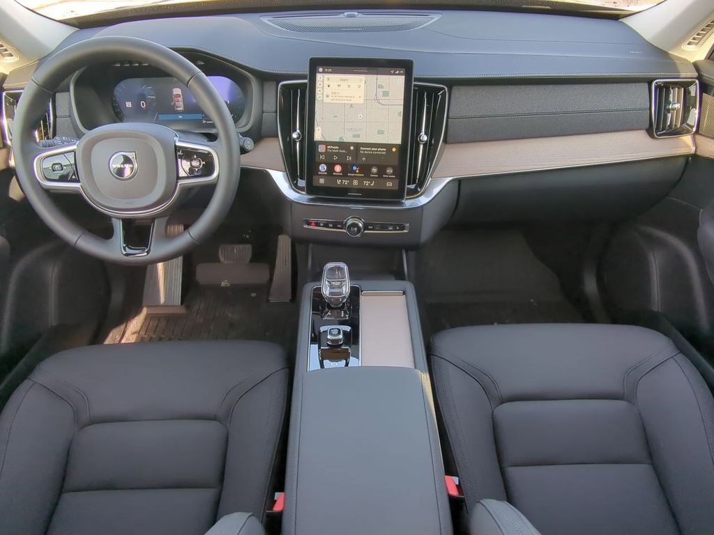 Thumbnail: 2026 Volvo XC90 - 9