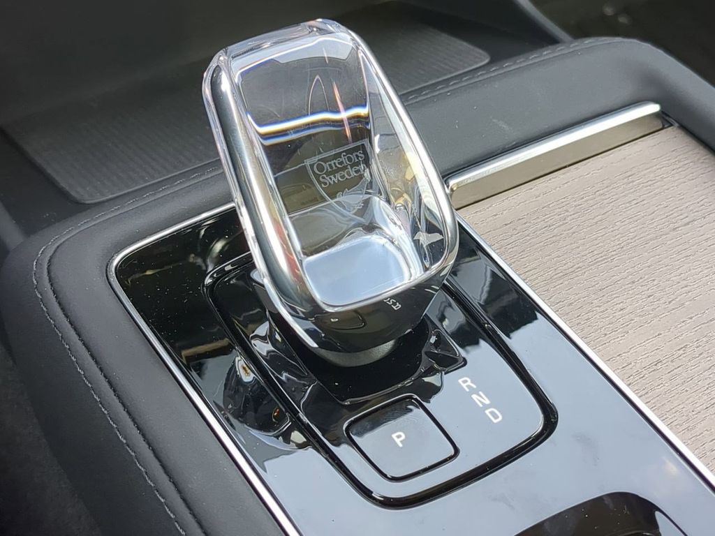 Thumbnail: 2026 Volvo XC90 - 15