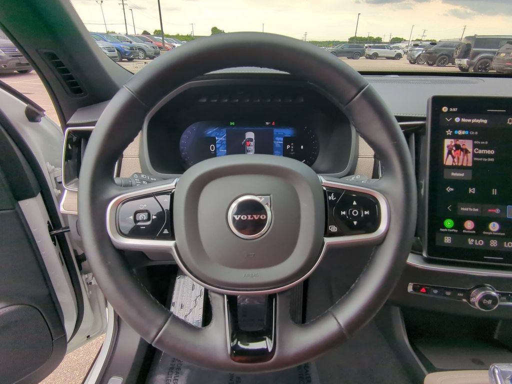 Thumbnail: 2026 Volvo XC90 - 13