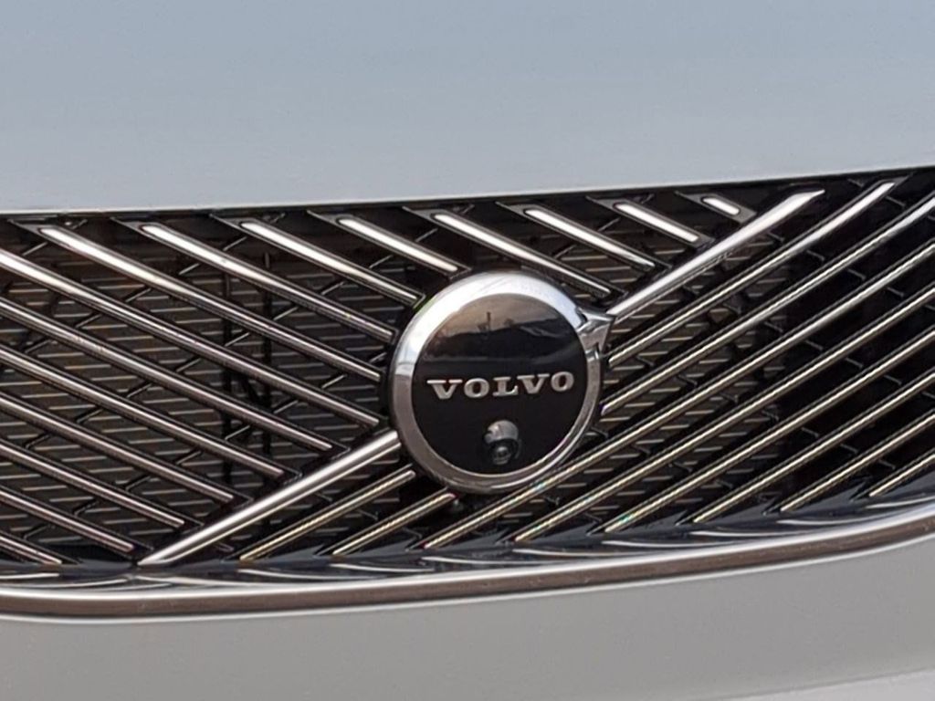Thumbnail: 2026 Volvo XC90 - 7