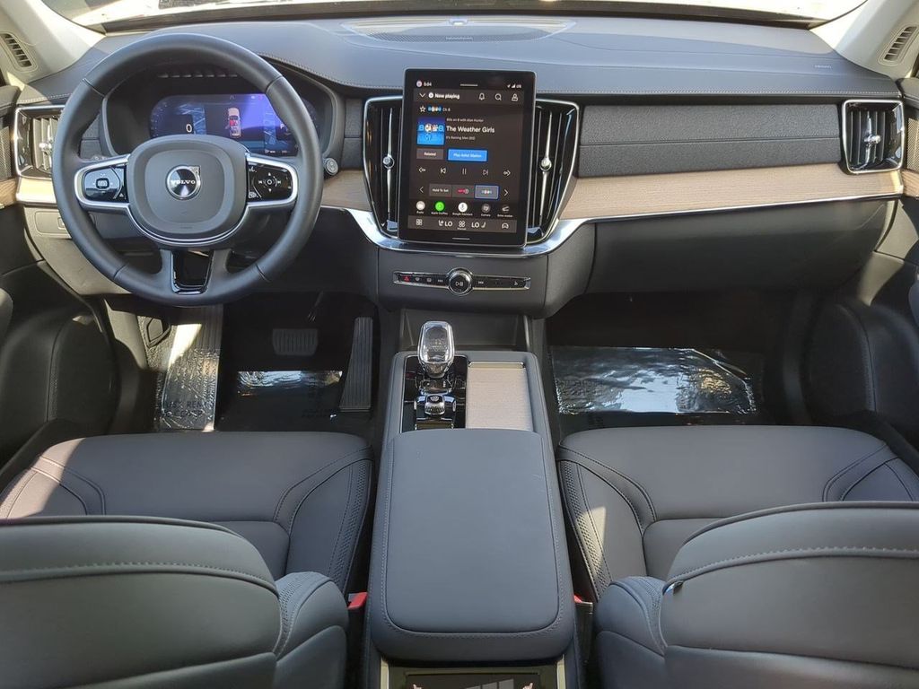 Thumbnail: 2026 Volvo XC90 - 9