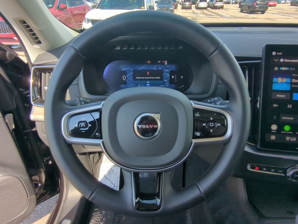 Thumbnail: 2026 Volvo XC90 - 13