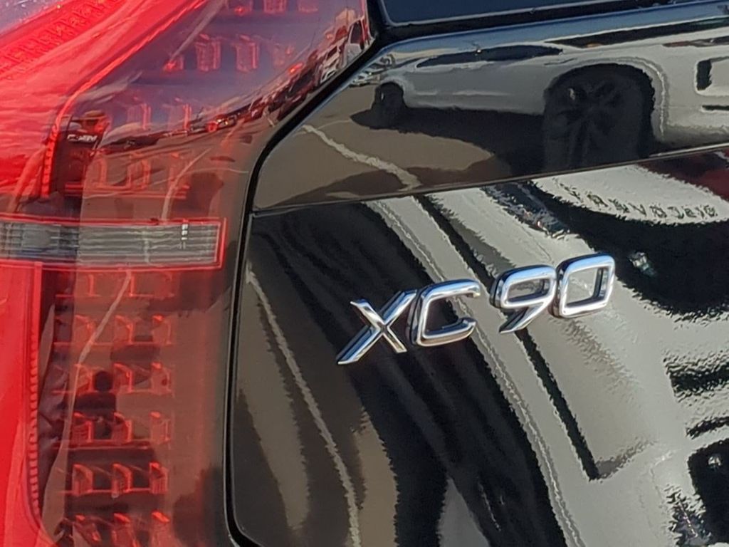 Thumbnail: 2026 Volvo XC90 - 23