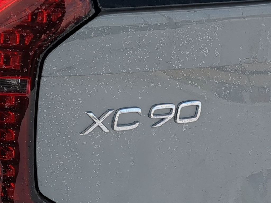 Thumbnail: 2026 Volvo XC90 - 23