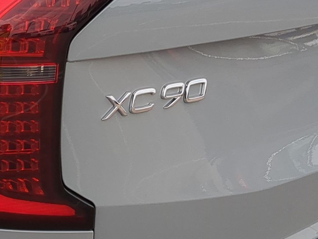 Thumbnail: 2026 Volvo XC90 - 23