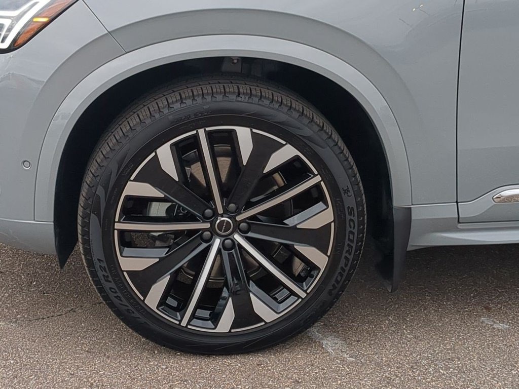 Thumbnail: 2026 Volvo XC90 - 8