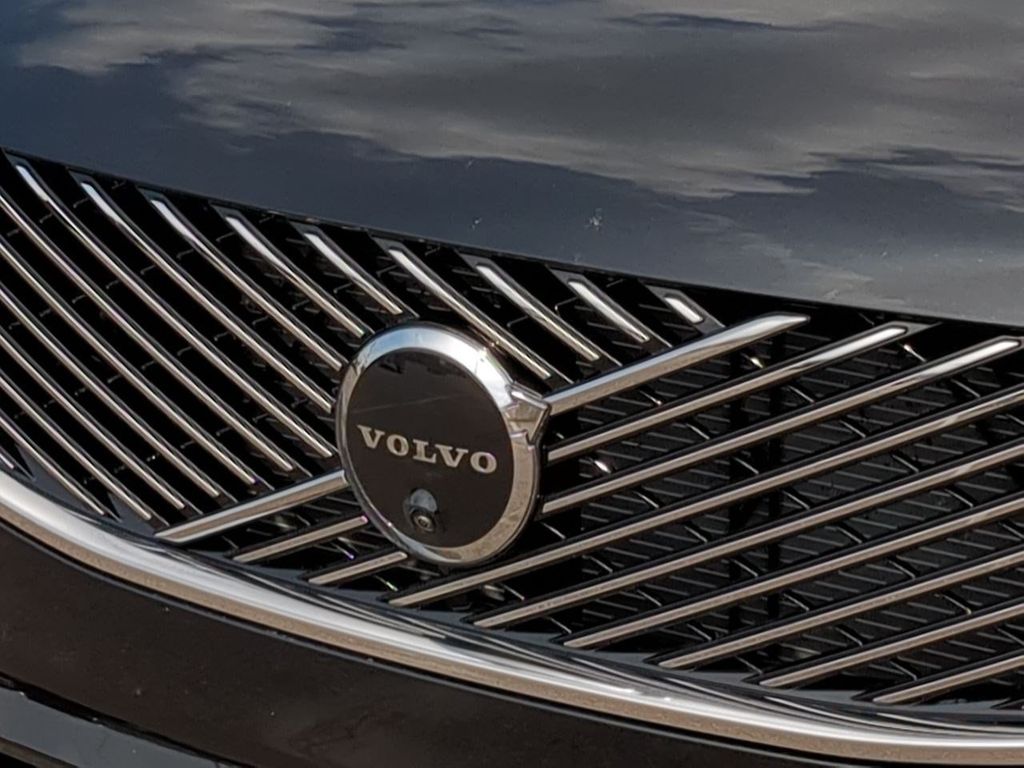 Thumbnail: 2026 Volvo XC90 - 7