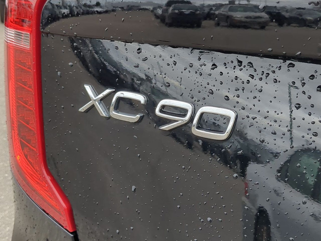 2025 Volvo XC90 B6 Ultimate 7