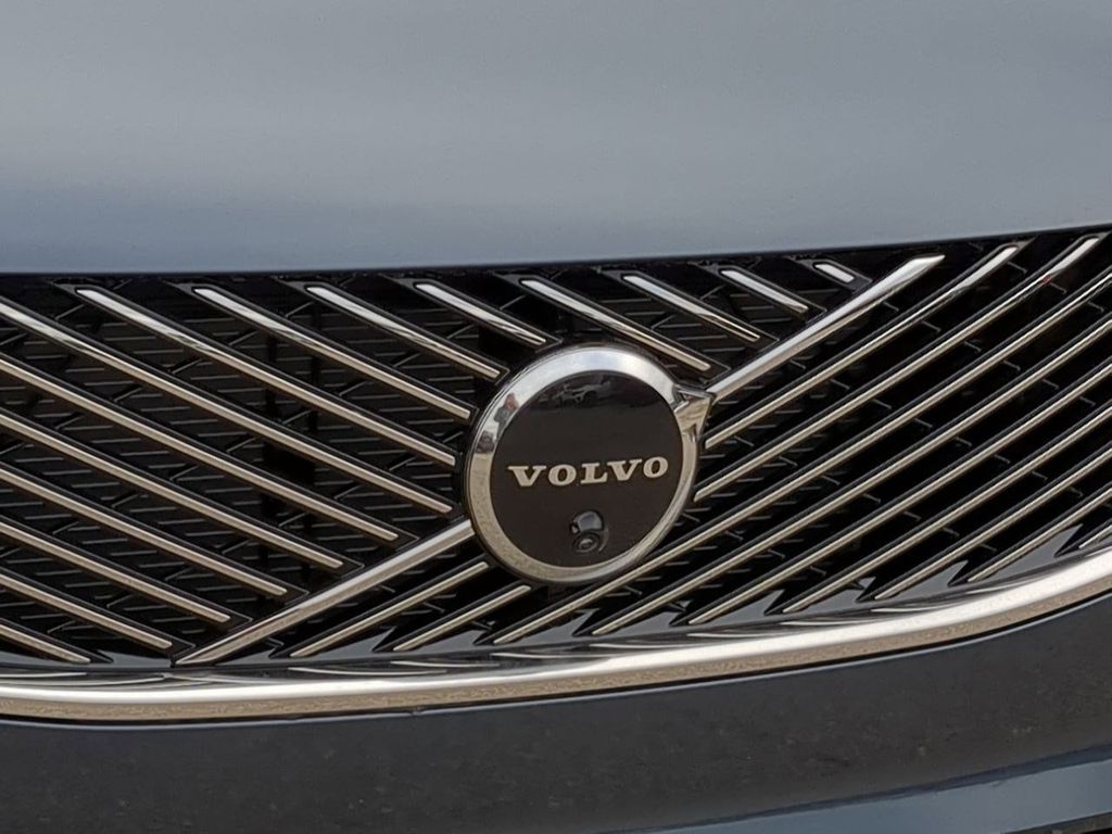 Thumbnail: 2026 Volvo XC90 - 7