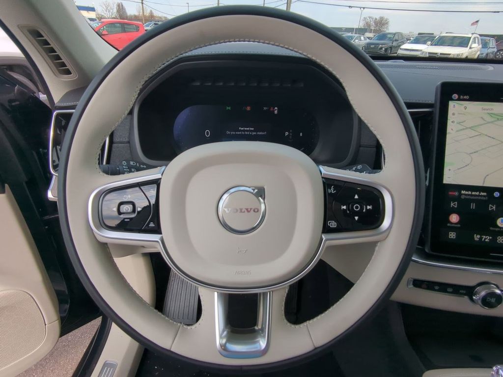 Thumbnail: 2026 Volvo XC90 - 13