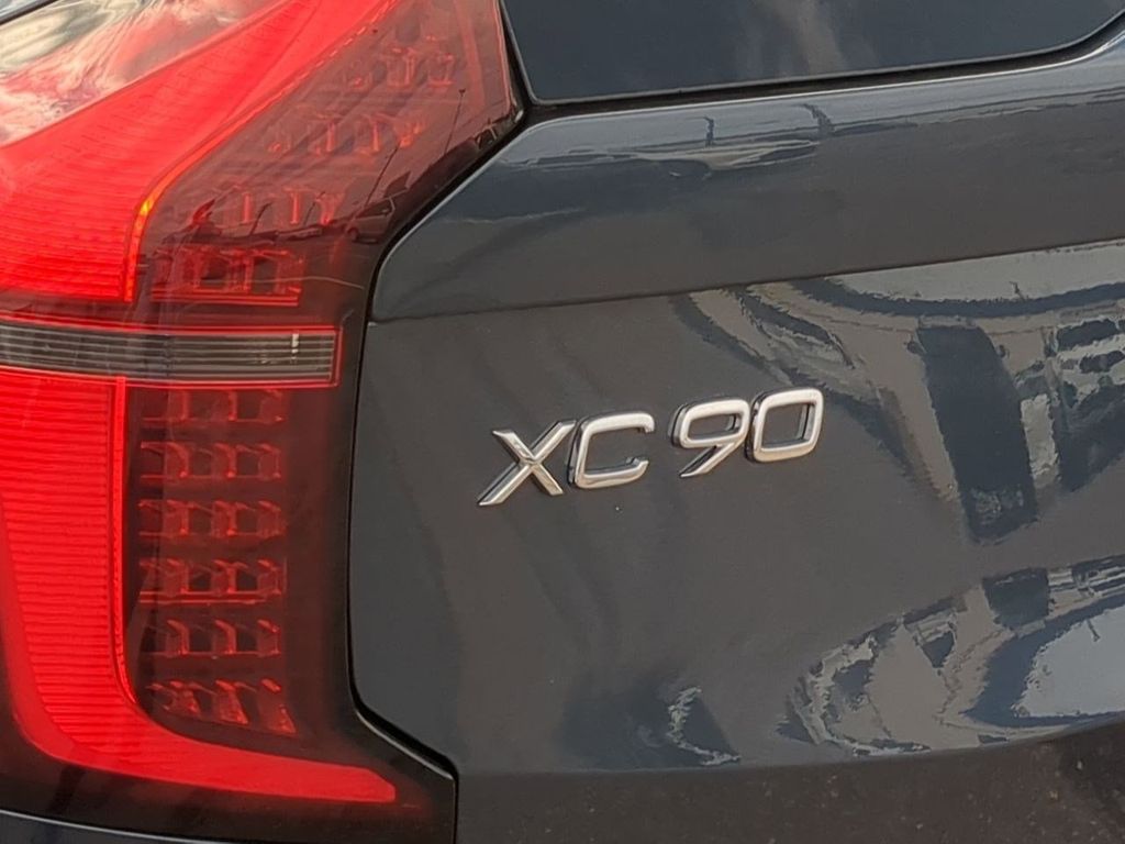 Thumbnail: 2026 Volvo XC90 - 23