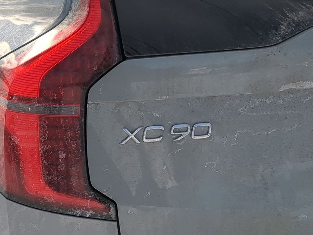 Thumbnail: 2026 Volvo XC90 - 22