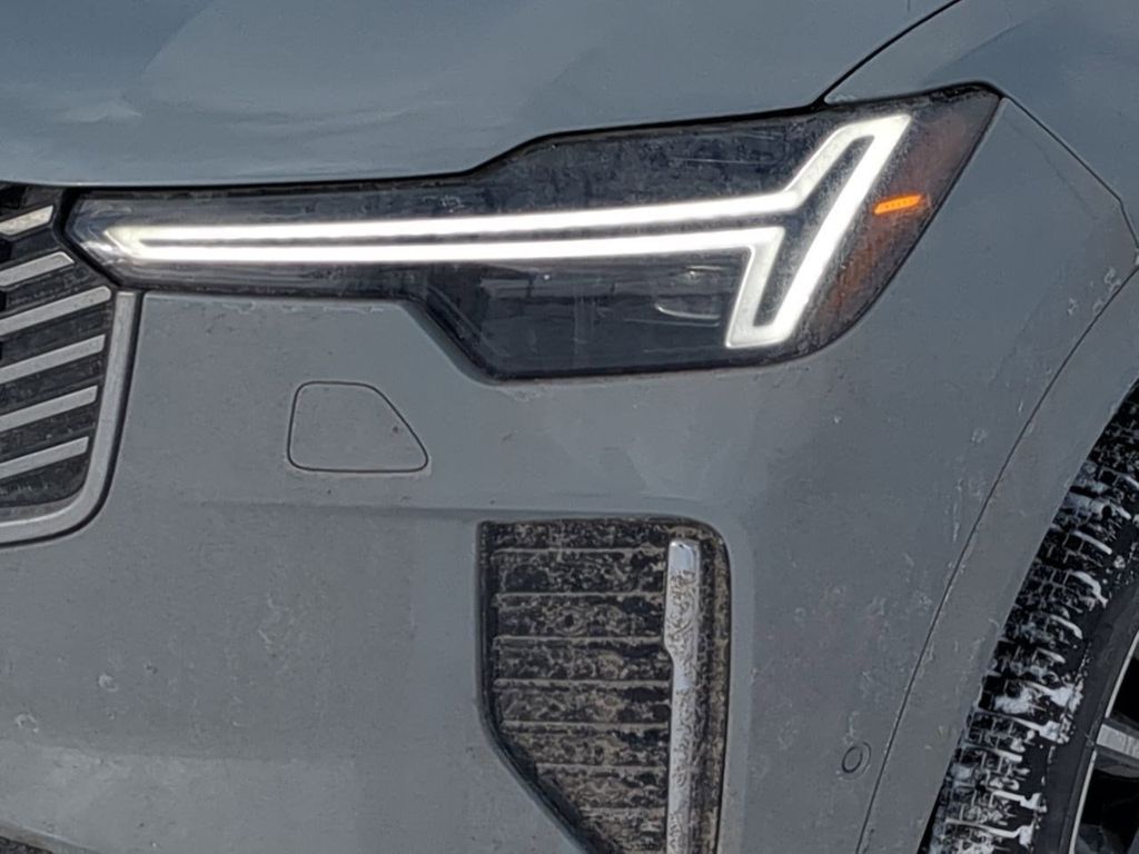 Thumbnail: 2026 Volvo XC90 - 21