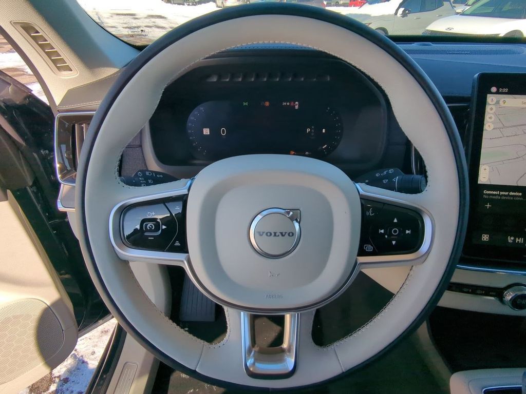 Thumbnail: 2026 Volvo XC90 - 13