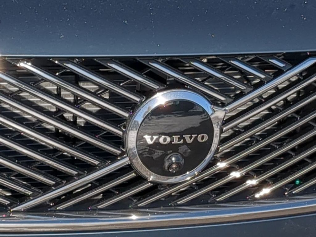 Thumbnail: 2026 Volvo XC90 - 7