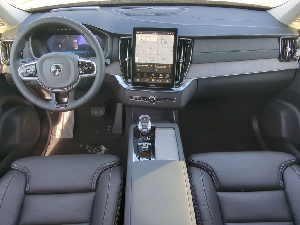 Thumbnail: 2026 Volvo XC90 - 9