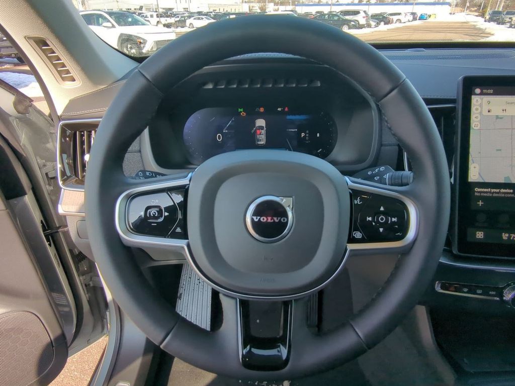 Thumbnail: 2026 Volvo XC90 - 13