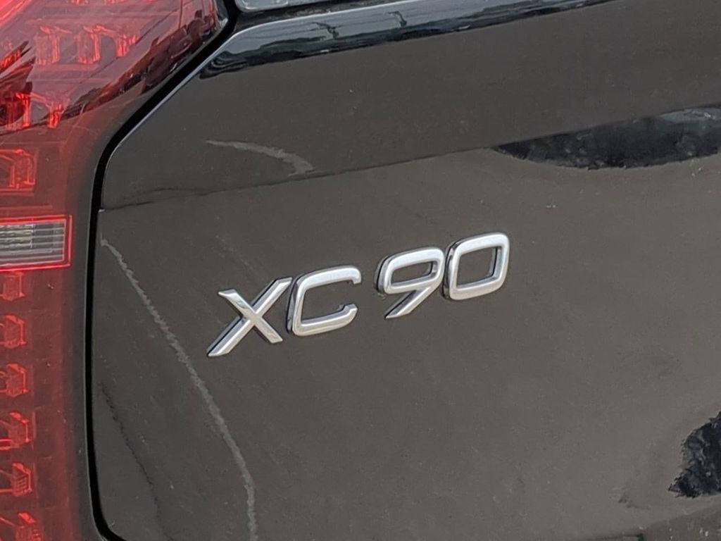 Thumbnail: 2026 Volvo XC90 - 23