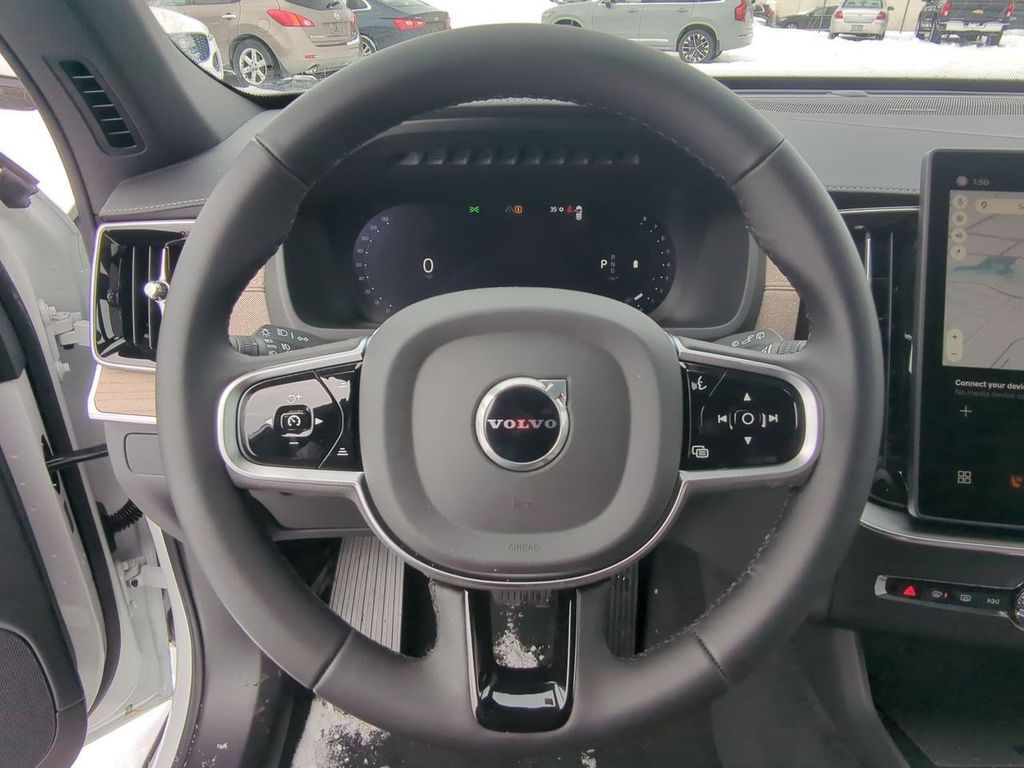 Thumbnail: 2026 Volvo XC90 - 13