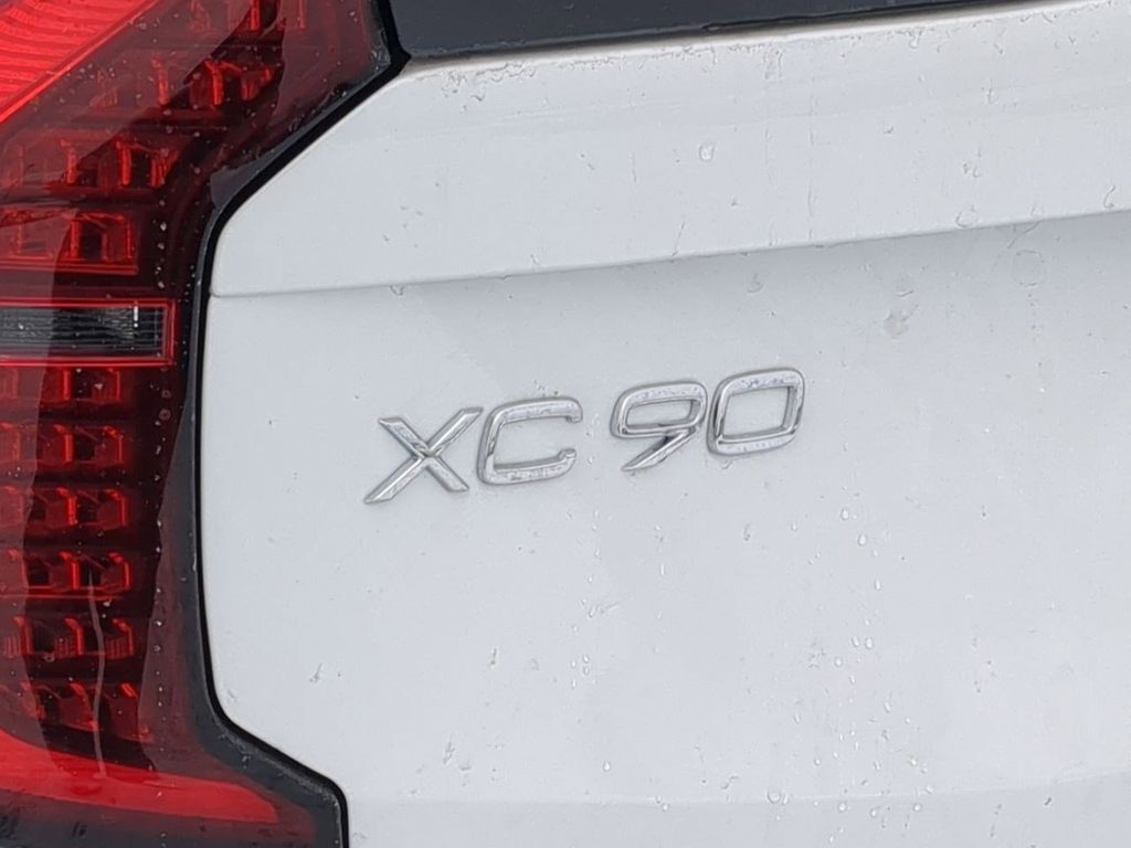 Thumbnail: 2026 Volvo XC90 - 23