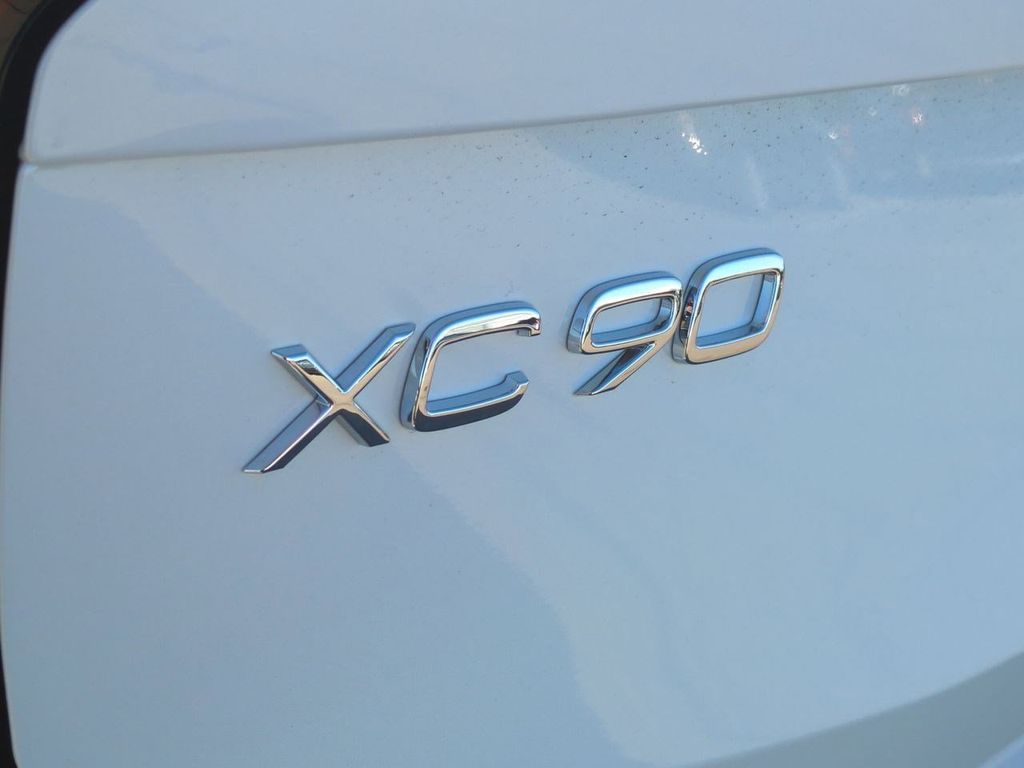 Thumbnail: 2026 Volvo XC90 - 3
