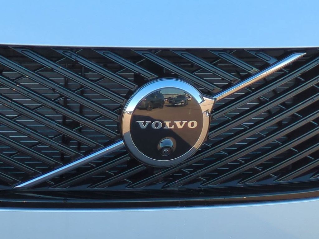 Thumbnail: 2026 Volvo XC90 - 7