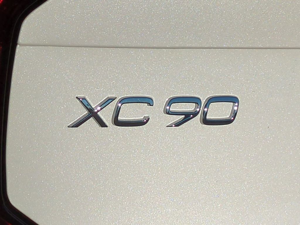 Thumbnail: 2026 Volvo XC90 - 22