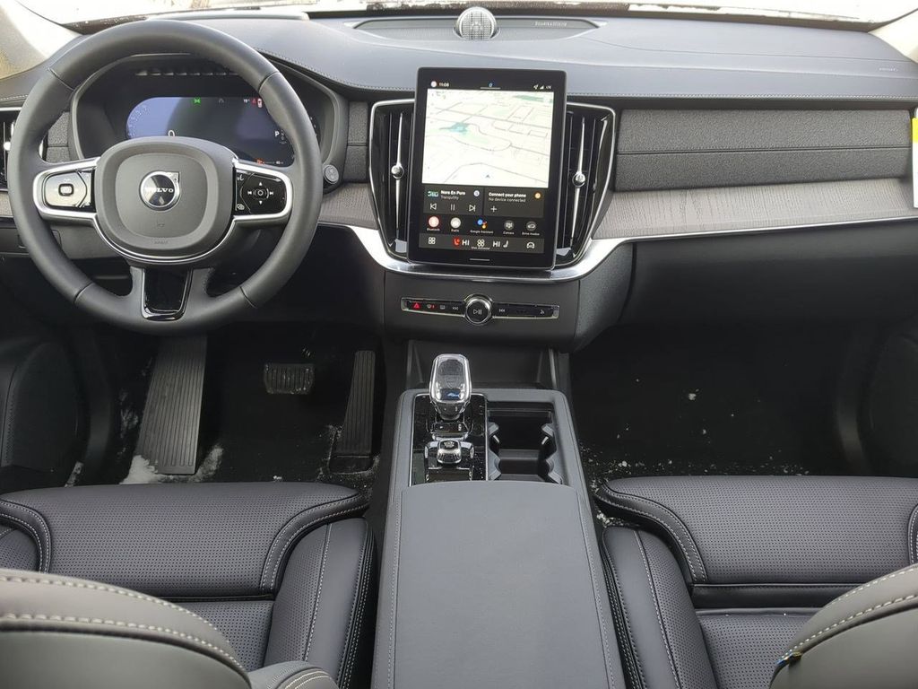 Thumbnail: 2026 Volvo XC90 - 6