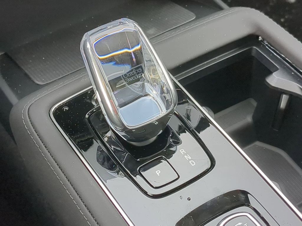 Thumbnail: 2026 Volvo XC90 - 12