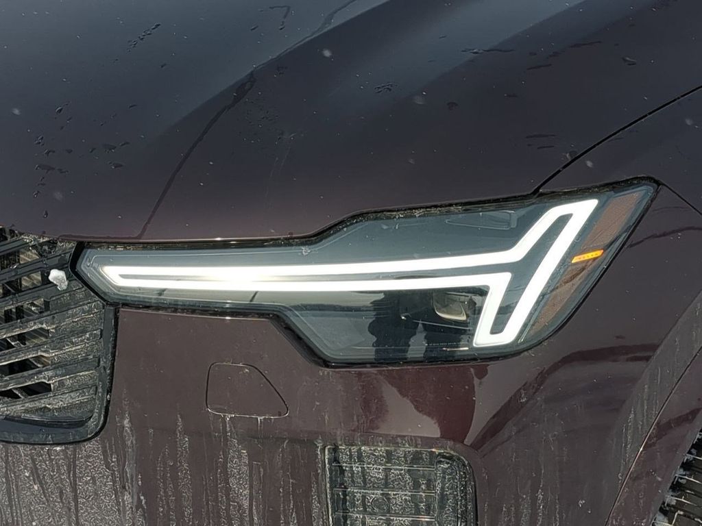Thumbnail: 2026 Volvo XC90 - 4