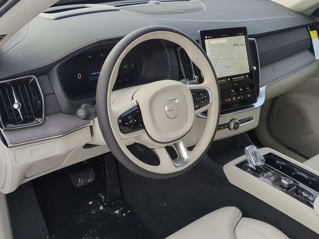 Thumbnail: 2026 Volvo XC90 - 2