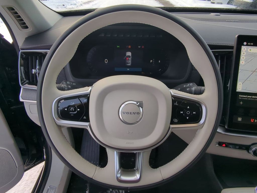 Thumbnail: 2026 Volvo XC90 - 9