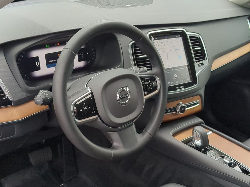 Thumbnail: 2023 Volvo XC90 - 2