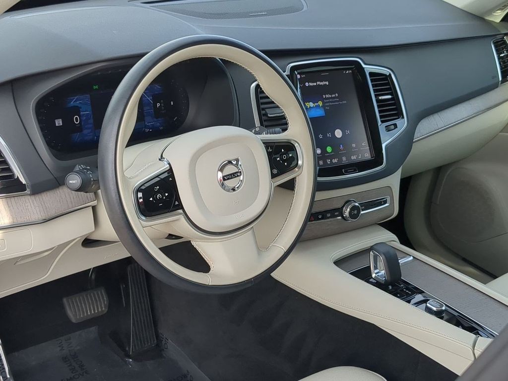 Thumbnail: 2023 Volvo XC90 - 2