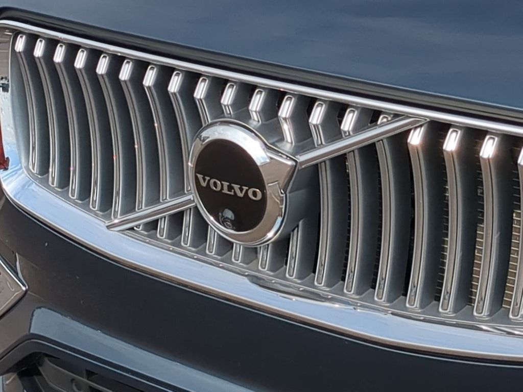 Thumbnail: 2023 Volvo XC90 - 7