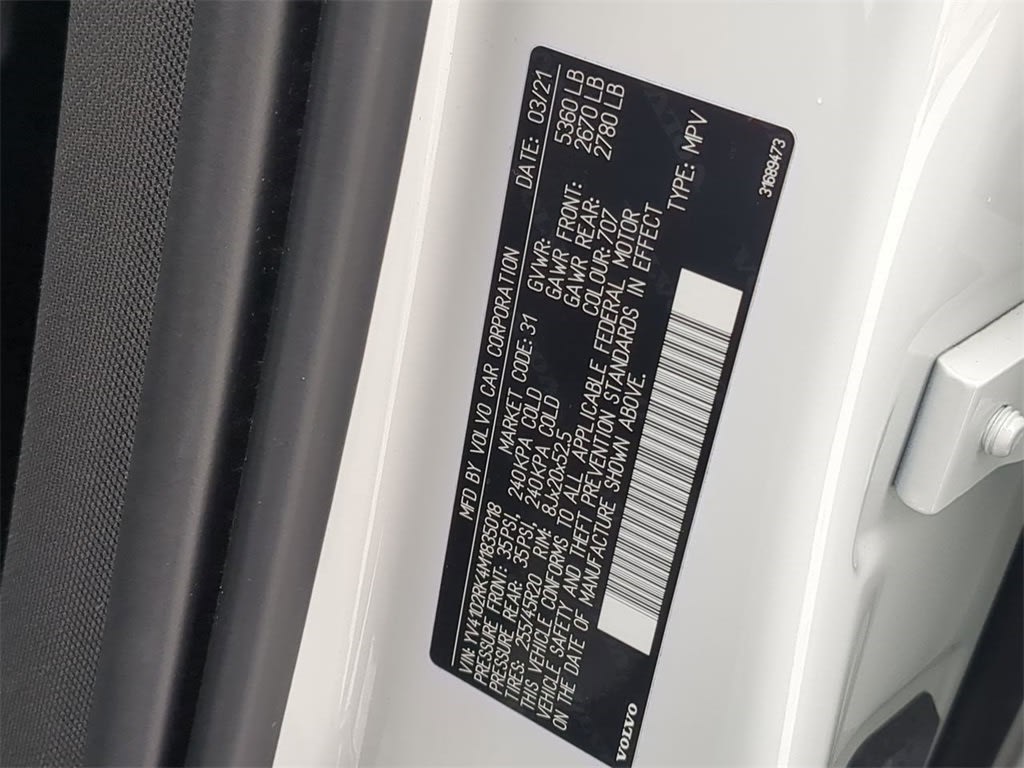 Thumbnail: 2021 Volvo XC60 - 18