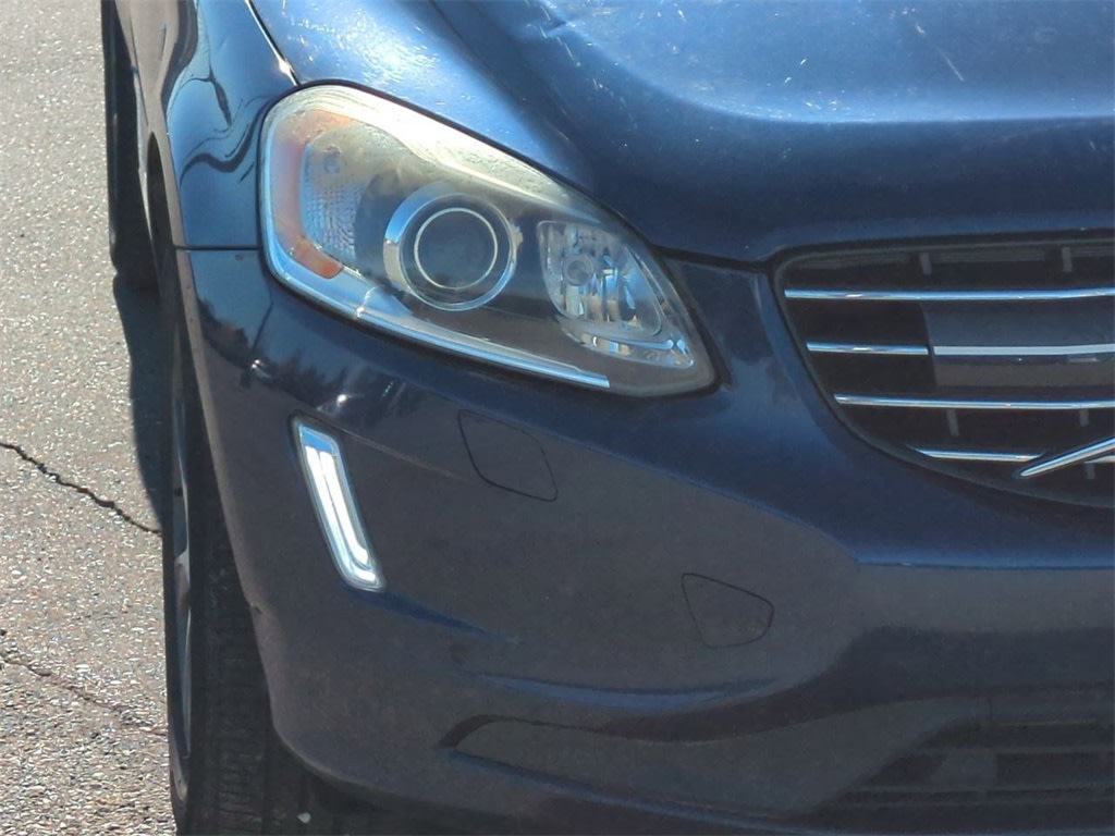 Thumbnail: 2015 Volvo XC60 - 5