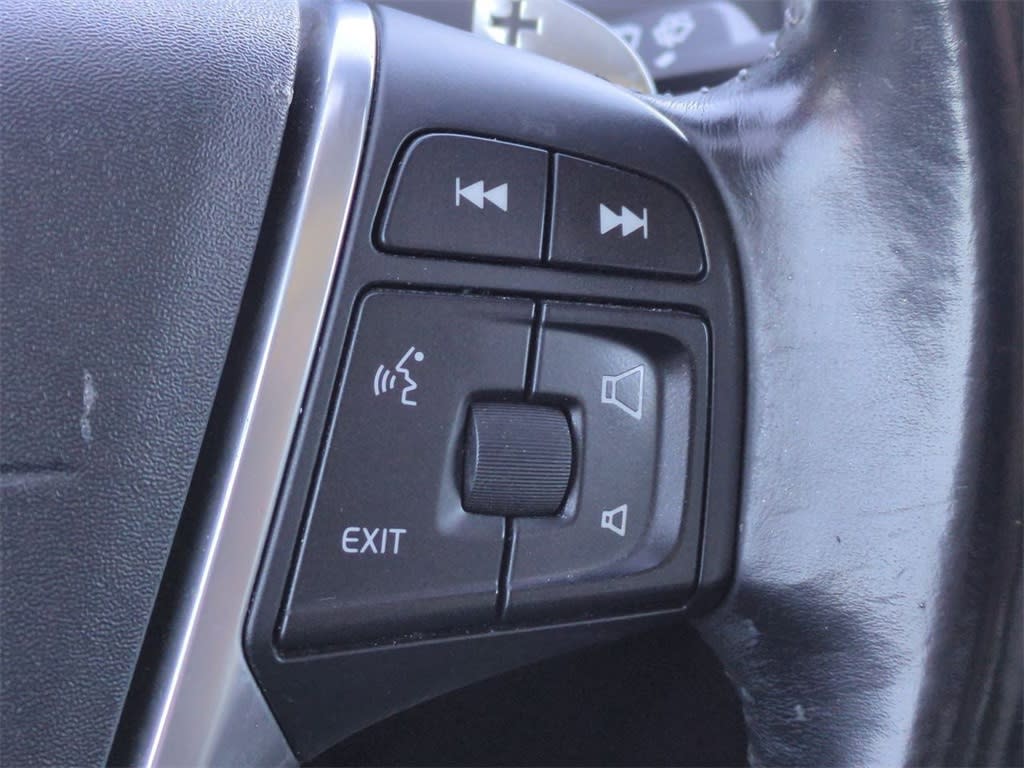 Thumbnail: 2015 Volvo XC60 - 28