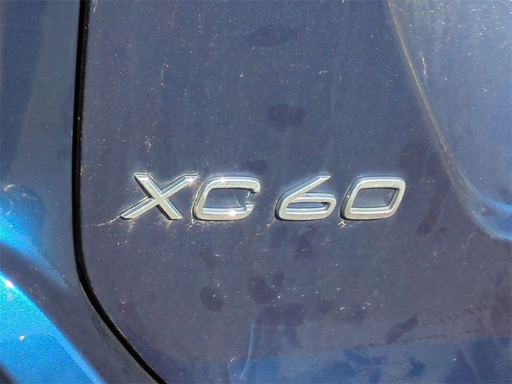Thumbnail: 2015 Volvo XC60 - 21