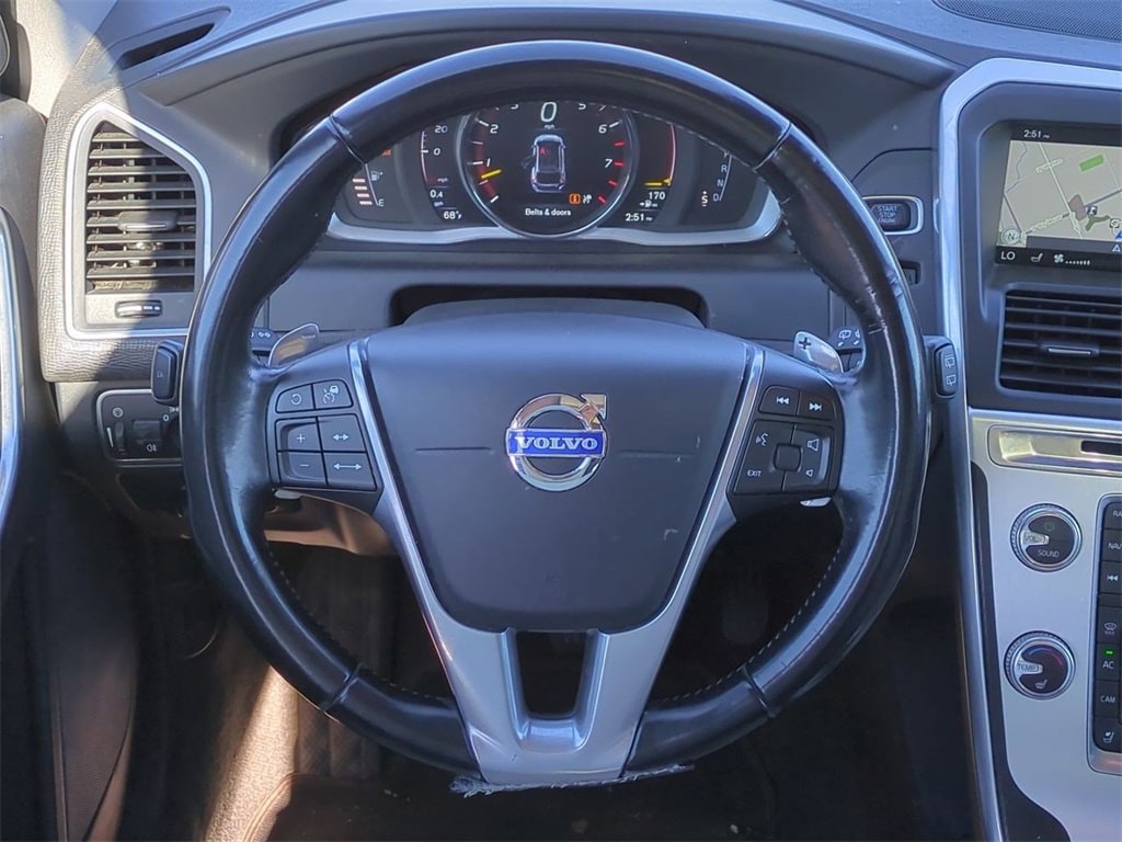 Thumbnail: 2015 Volvo XC60 - 11